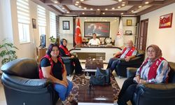 Türk Kızılay Anamur Şube Başkanı Kuz'dan Bozyazı Kaymakamı Topsakaloğlu'na ziyaret