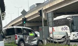 Kırmızı ışık ihlali kaza yaptırdı: 1 yaralı