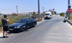 Manavgat’ta tali yola giren otomobil motosikletle çarpıştı: 1 yaralı