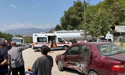 Osmaniye’de otomobillerin çarpıştığı kazada 3 kişi yaralandı