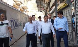 Vali Masatlı, Tarihi Uzun Çarşı’daki çalışmaları inceledi