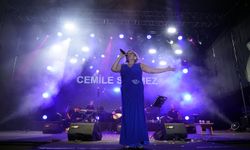 Cemile Sönmez KAFUM’da Müzik Ziyafeti Sundu