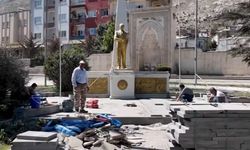 Başkan Gürbüz, Atatürk Büstü Çevresindeki Çalışmaları Yerinde İnceledi