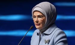 Emine Erdoğan, yazar Şule Yüksel Şenler'i vefatının 6. yılında andı