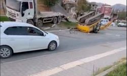 Freni Boşalan Tır, Otomobili Böyle Sürükledi: O Anlar Kamerada