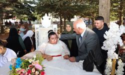 Göksun'da Engelli Bireyin Gelinlik Giyme Hayali Gerçek Oldu