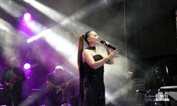 Kahramanmaraş Ağustos Fuarı’nda Merve Özbey Rüzgarı Esti