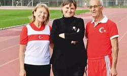 Master milli atlet Şensoy, Türkiye Pist Şampiyonası'nda rekor kırdı