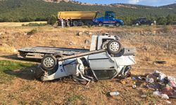 Trafik Kazasında Sürücü Öldü, Eşi Ağır Yaralandı