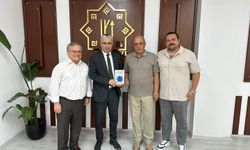 Yazar ve Şairlerden Elbistan Belediye Başkanı Gürbüz’e Nezaket Ziyareti