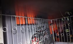 Adana'da çıkan yangında müstakil ev kullanılmaz hale geldi