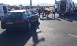 Antalya'daki trafik kazasında 3 kişi yaralandı