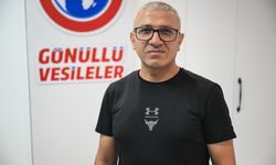 Gönüllü Vesileler Yardımlaşma ve Dayanışma Derneği ihtiyaç sahiplerine yardımları ulaştırıyor