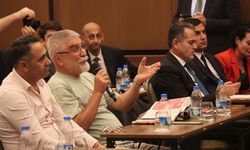 Hatay Valisi Masatlı depremden etkilenen kentte yürütülen çalışmalar hakkında bilgi verdi