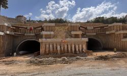 Hatay'da İskenderun-Topboğazı Otoyolu'nda çalışmalar devam ediyor