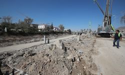 Hatay'daki Asi Nehri'nde ıslah çalışmaları sürüyor