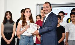 Kadirli'de YKS ve LGS'de dereceye giren öğrenciler ödüllendirildi