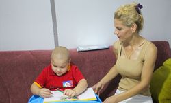 Kanserle mücadeleyi oğlunda kazanan anne kendi savaşında da galip gelmek istiyor