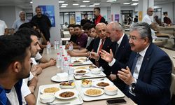 Osmaniye Valisi Erdinç Yılmaz hizmete açılan öğrenci yurdunu ziyaret etti