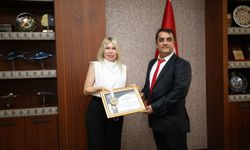 Rektör Özkan, TÜRKPATENT ISIF'25'te ödül alan akademisyenlerle buluştu