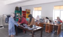Serik'te 'Okulumuzun kıyafetini okulumuzda üretiyoruz' projesi başlatıldı