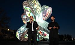 Trendyol Sanat Güvenç Özel'in 'Neuroflux' enstalasyonunu İstanbul'da sergiledi