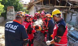 Burdur’da deprem tatbikatında gerçeğini aratmayan görüntüler yaşandı