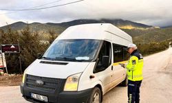 Eğirdir’de kurallara uymayan 2 işçi servisine cezai işlem uygulandı