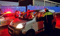 Isparta’da abartı egzoz ve modifiye araç denetimi: 1 aranan şahıs yakalandı