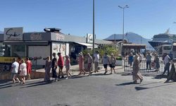 Kruvaziyer gemisi bin 769 yolcu 733 mürettebatlı Alanya’ya demirledi