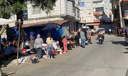 Mersin’de izinsiz kurulan pazar kaldırıldı