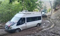 Şiddetli yağış nedeniyle kapanan yollar açıldı