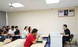 Sınavlara ücretsiz kurslarla hazırlanıyorlar