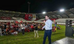Tarsus’ta A Milli Takım maçı coşkuyla izledi