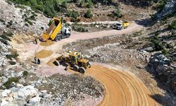 Tarsus’ta mahallelerin ulaşım sorunu çözülüyor