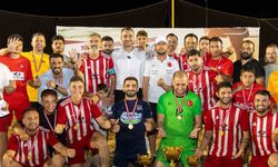 TFF Plaj Futbolu Ligi Manavgat etabında şampiyon Çimhan Sarılarspor oldu