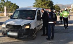 Yalvaç’ta motosiklet ve servis araçlarına yönelik denetimde 392 bin 279 TL para cezası kesildi