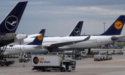 Alman Hava Yolu Şirketi Lufthansa 2030'a Kadar 4 Bin Kişiyi İşten Çıkaracak