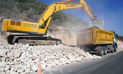 Büyükşehir’den Pazarcık’ta Yol Seferberliği