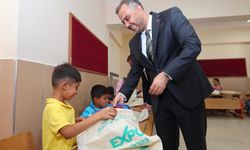 Başkan Toptaş’tan Kırsal Mahallelerdeki 7 Bin Öğrenciye Kırtasiye Seti Desteği