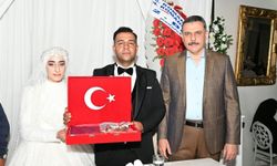Vali Çiftçi, Gazi Samet Kulaç’ın düğün törenine katıldı