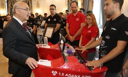 Adana Valisi Köşger, TEKNOFEST'te derece alan öğrencilerle buluştu