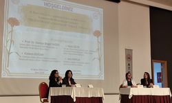 Adana'da 'Geleceğin Güçlü Kadınları' konulu panel düzenlendi
