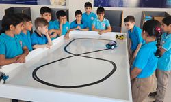 Akdeniz ilçesinde öğrenciler Yaparak Yaşayarak Öğrenme Merkezi'ni ziyaret etti