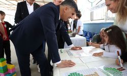 Akdeniz Kaymakamı ve Belediye Başkan Vekili Şener öğrencilerle buluştu