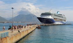 Alanya'ya 'Marella Discovery 2' kruvaziyeriyle 1788 turist geldi