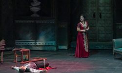 Antalya Devlet Opera ve Balesi 'Tosca' operasını sahneledi