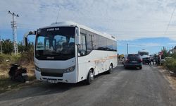 Antalya'da tur minibüsüyle çarpışan servis aracında 9 öğrenci yaralandı