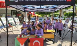 Gazze'de eğitimden mahrum kalan çocuklar için Alanya'da fotoğraf sergisi açıldı