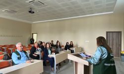 Hatay'da kadın muhtarlara bağımlılıkla mücadele eğitimi verdi
